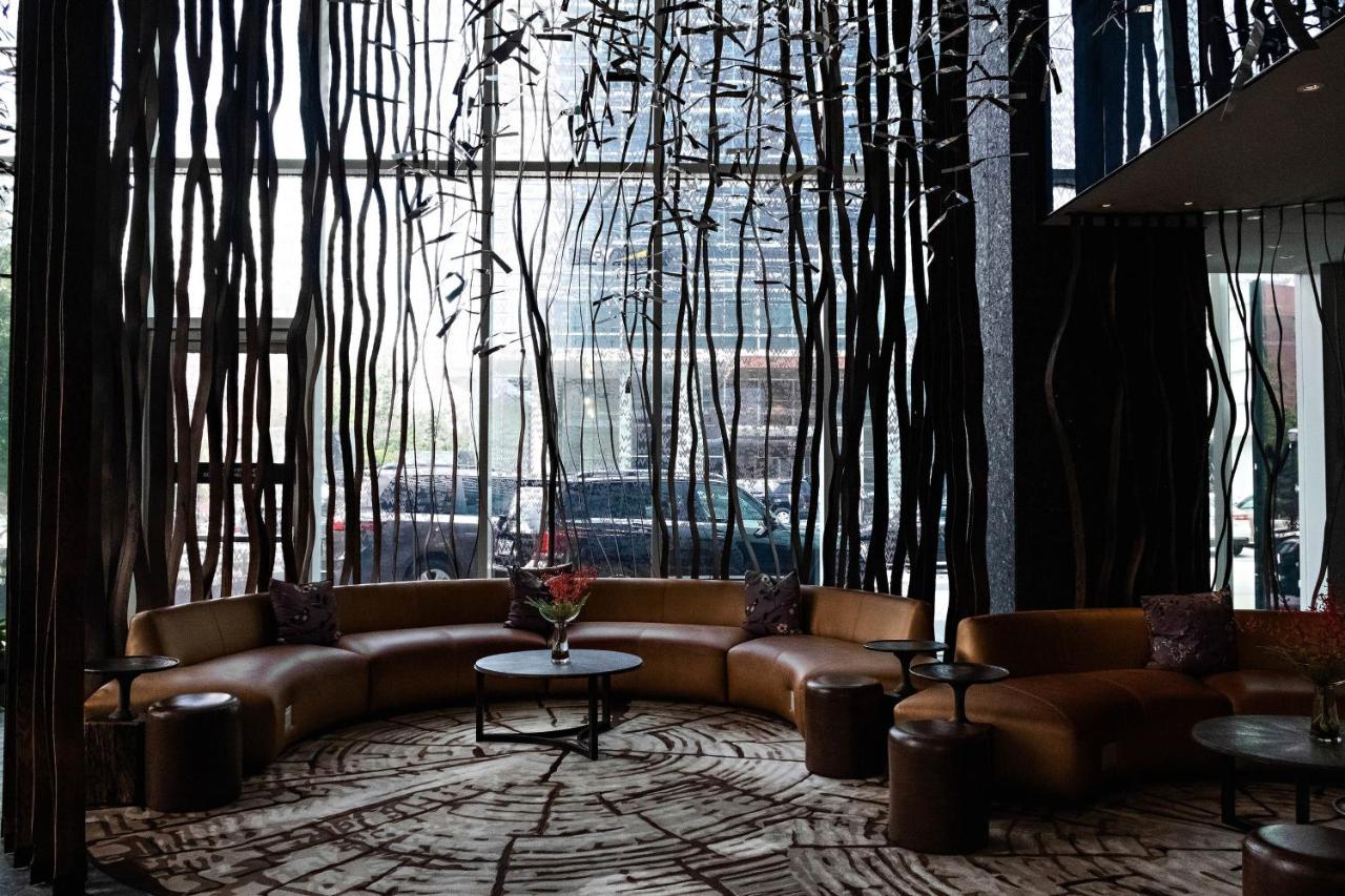 W Downtown Hotel