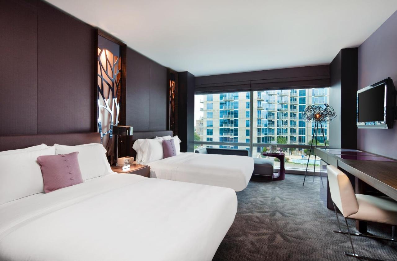 W Downtown Hotel